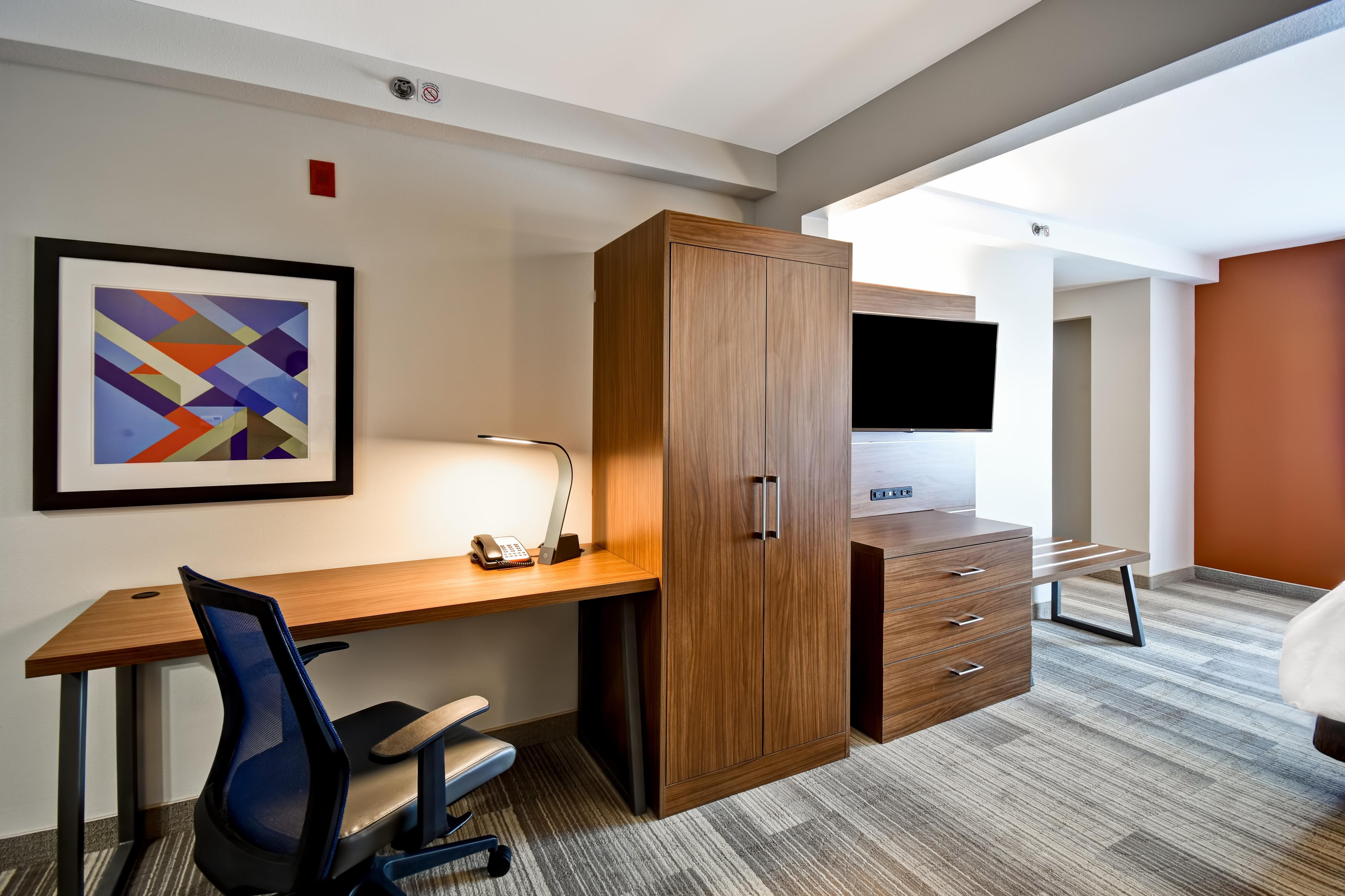 Holiday Inn Express & Suites Schererville By Ihg Exterior photo