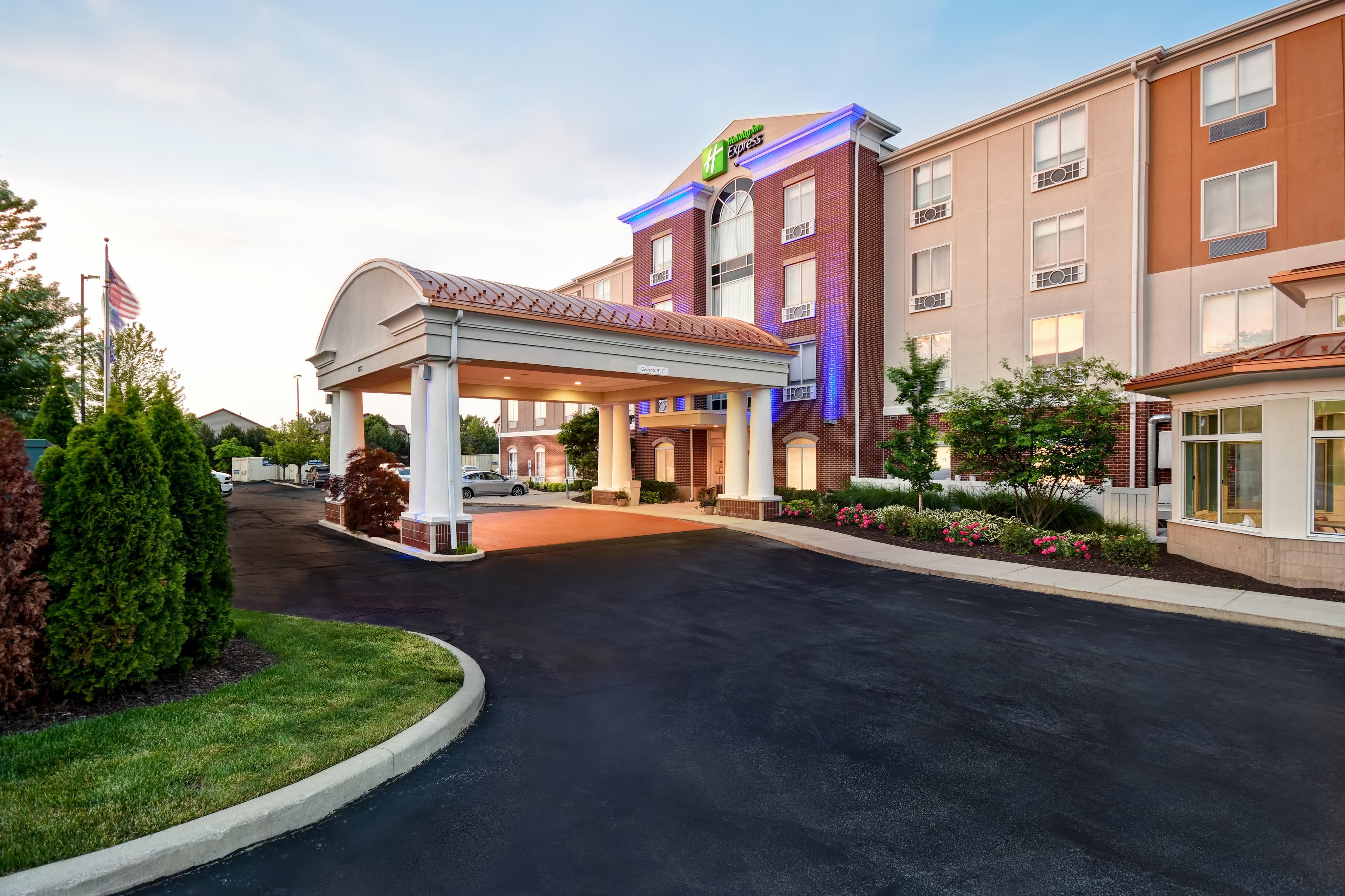 Holiday Inn Express & Suites Schererville By Ihg Exterior photo