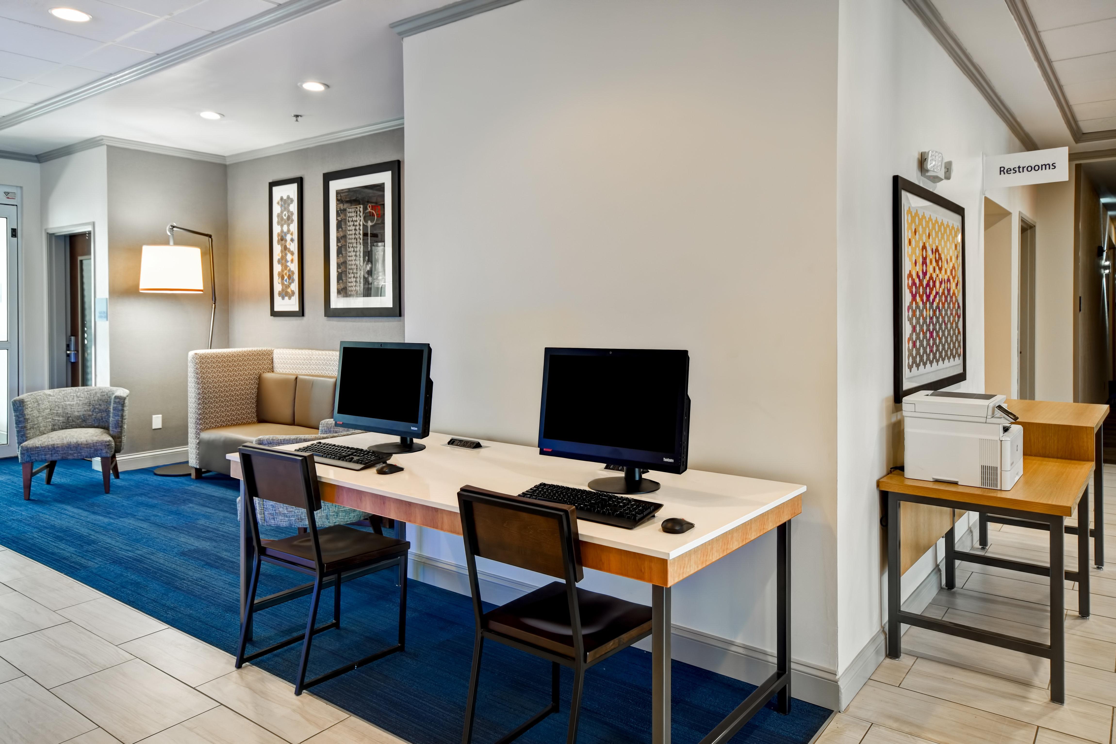 Holiday Inn Express & Suites Schererville By Ihg Exterior photo